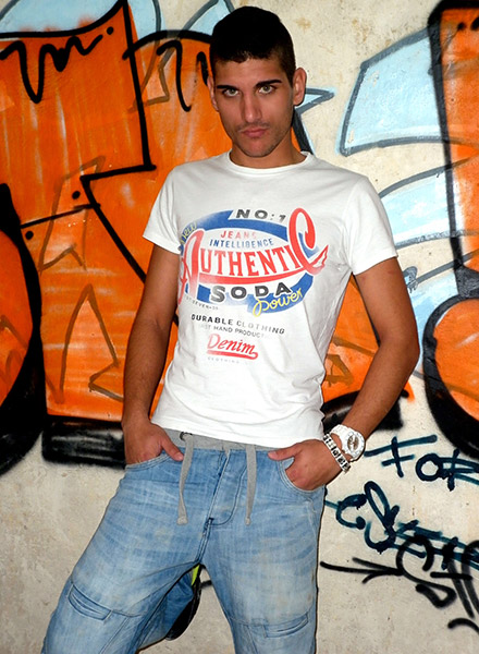 Romeo Alonzo performer profile