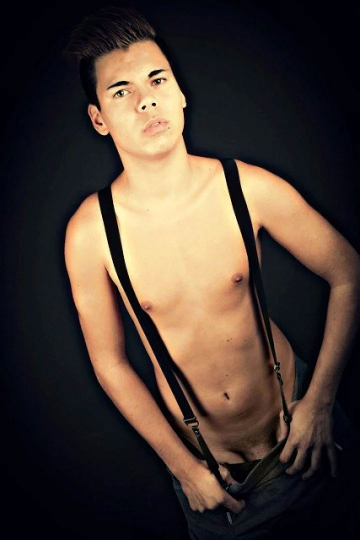 Dylan Parker performer profile