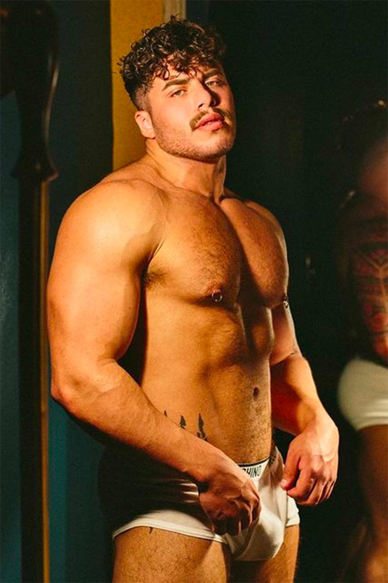 Nickoles Alexander performer profile