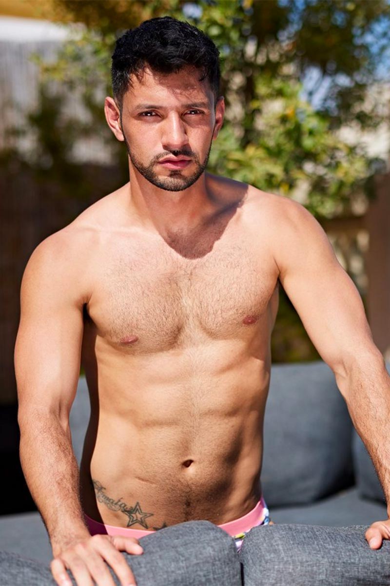 Oskar Ivan performer profile