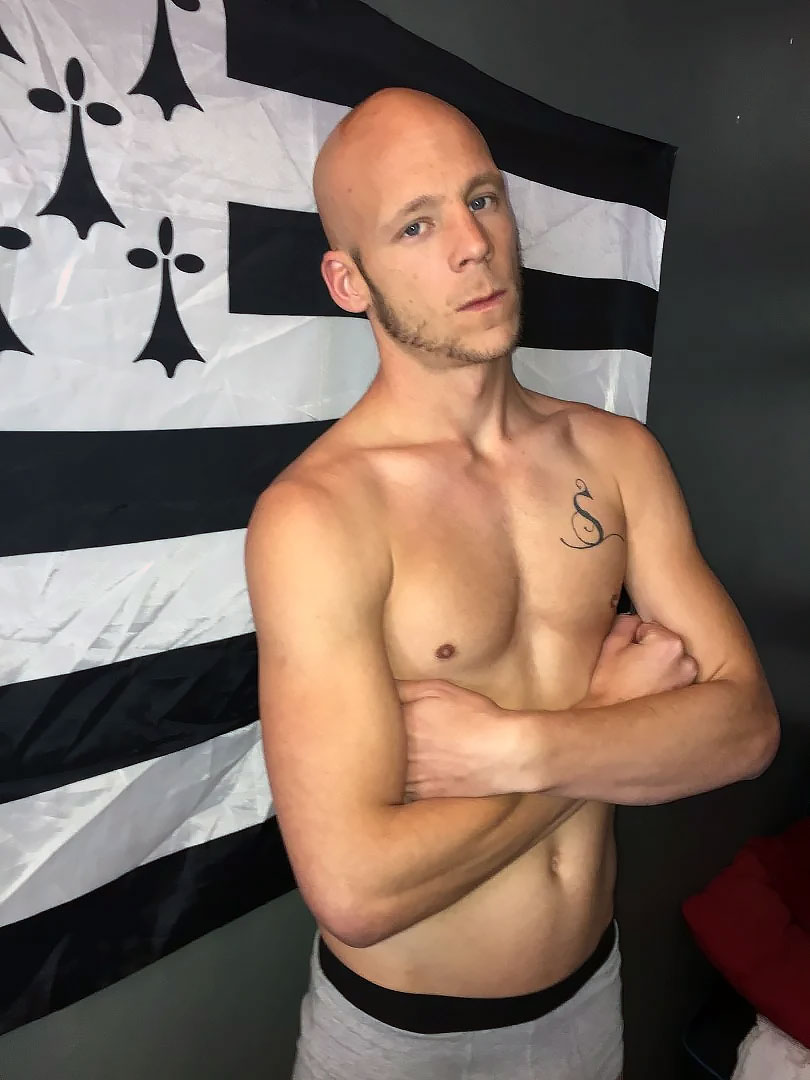 Theo Mattheo performer profile