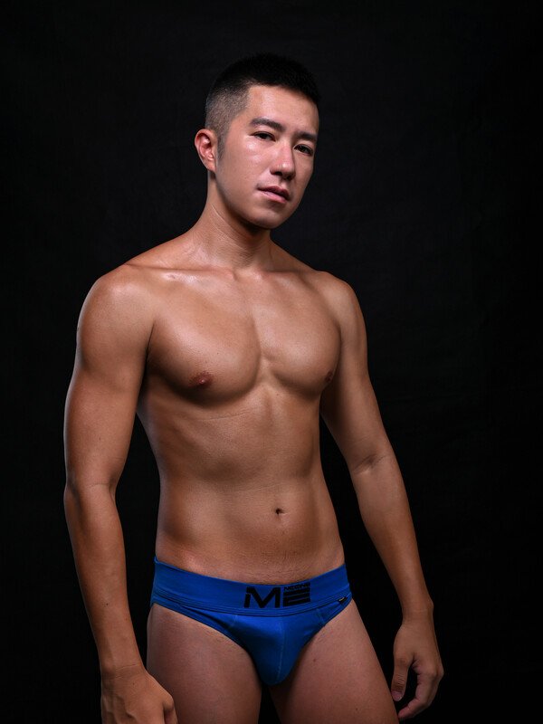 Araw performer profile