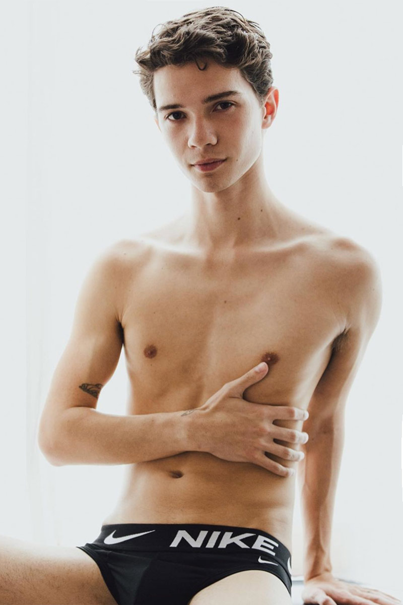 Sam Ledger performer profile