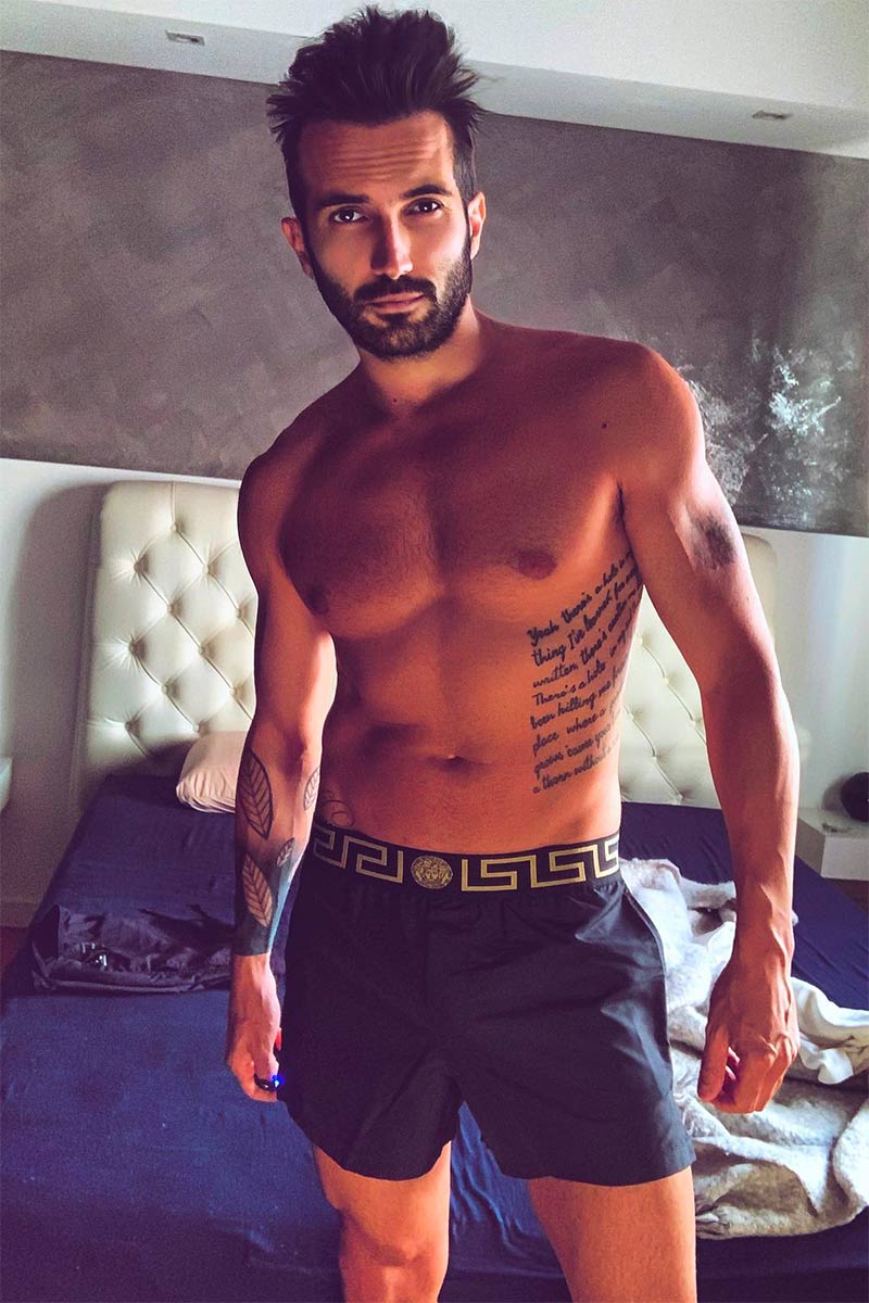 Johnny Viper performer profile