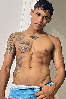 Lucian Reed performer profile