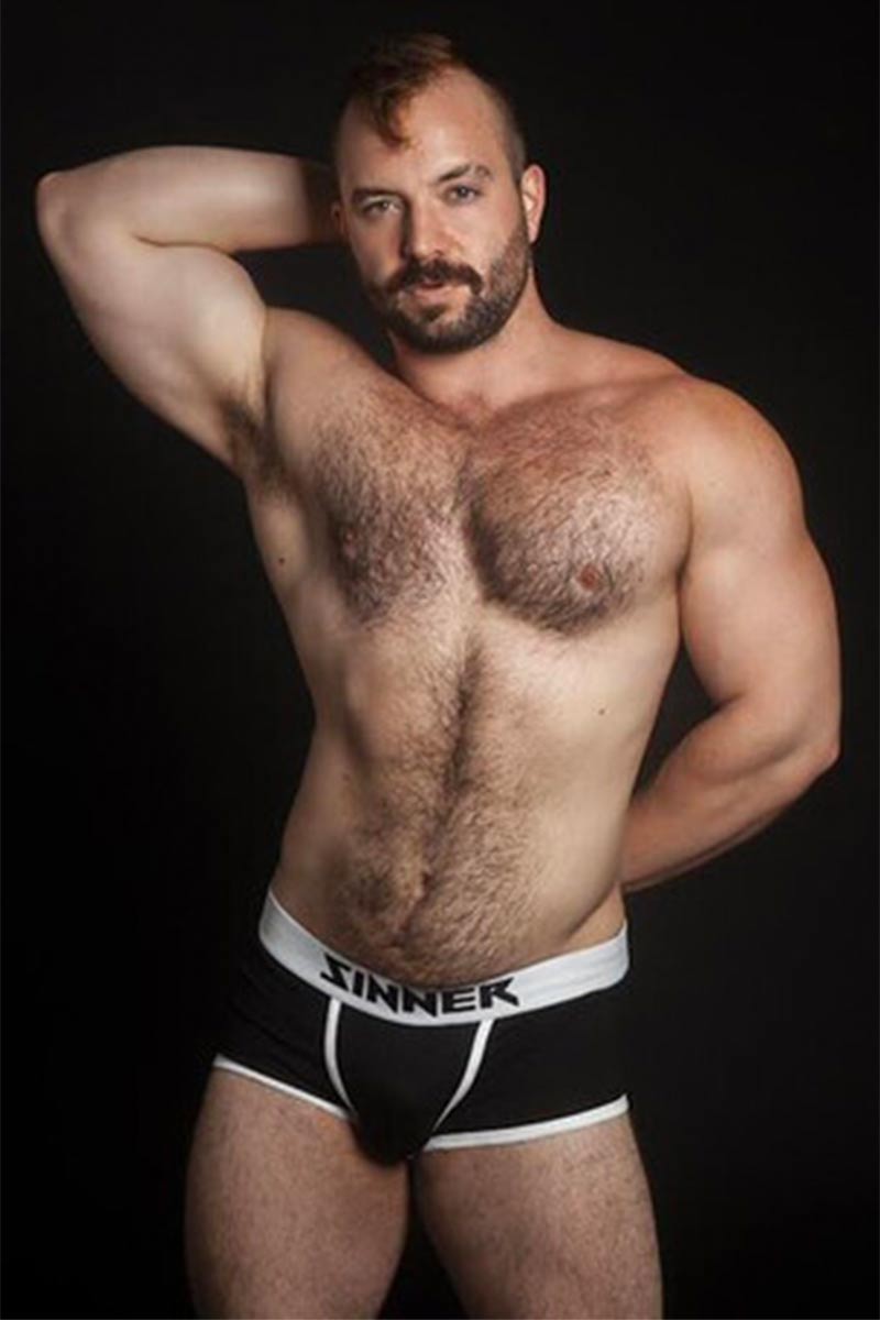 Forrest Ryder performer profile
