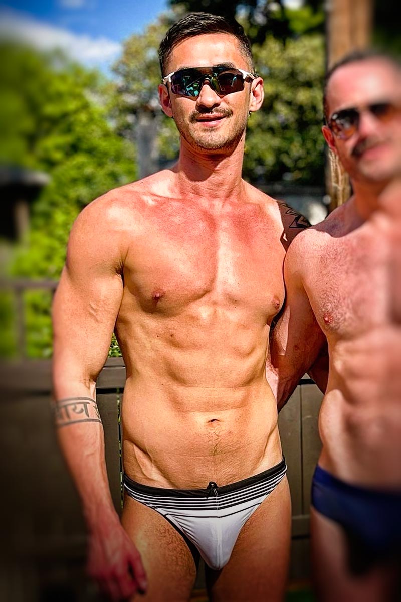 Folsom Foxx performer profile