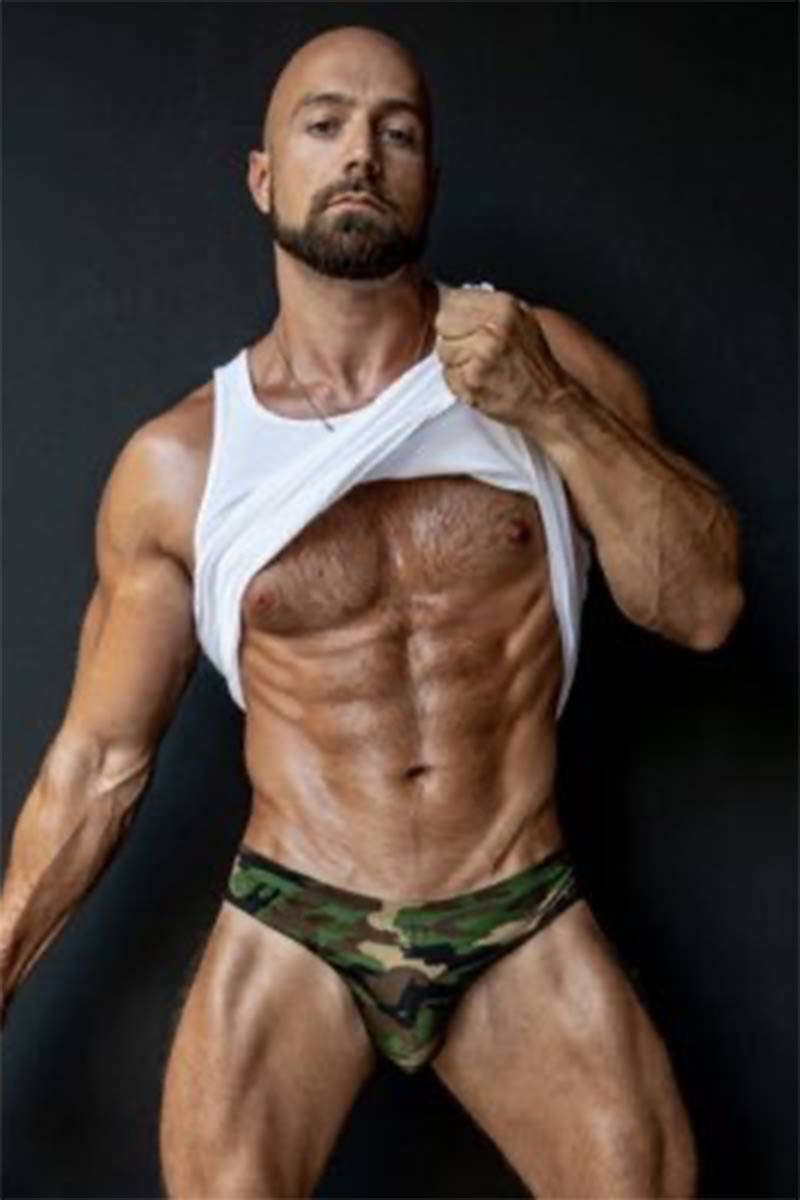 Adam Snow performer profile