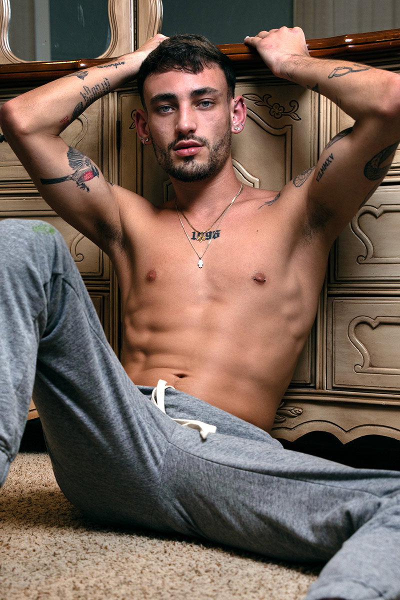 Benjy performer profile