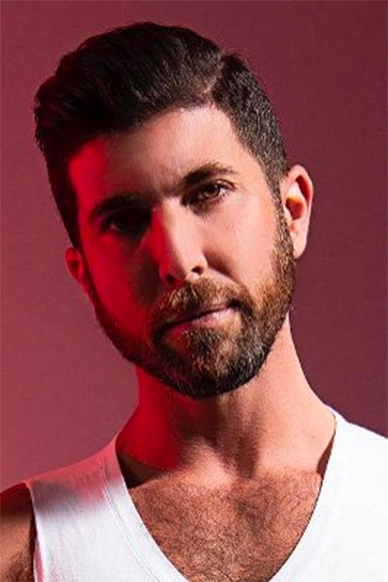 J. Hound performer profile