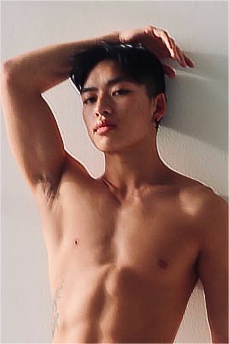 Sam Universe performer profile