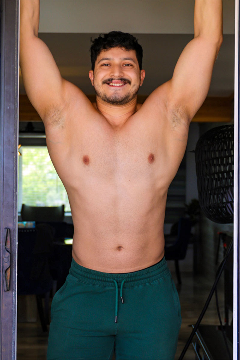 Mike Bourbon performer profile