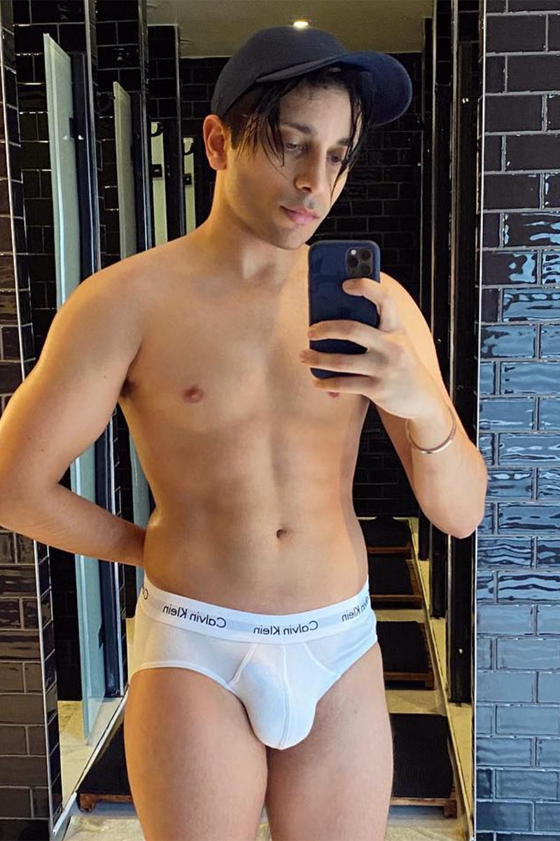 RawTwnk performer profile