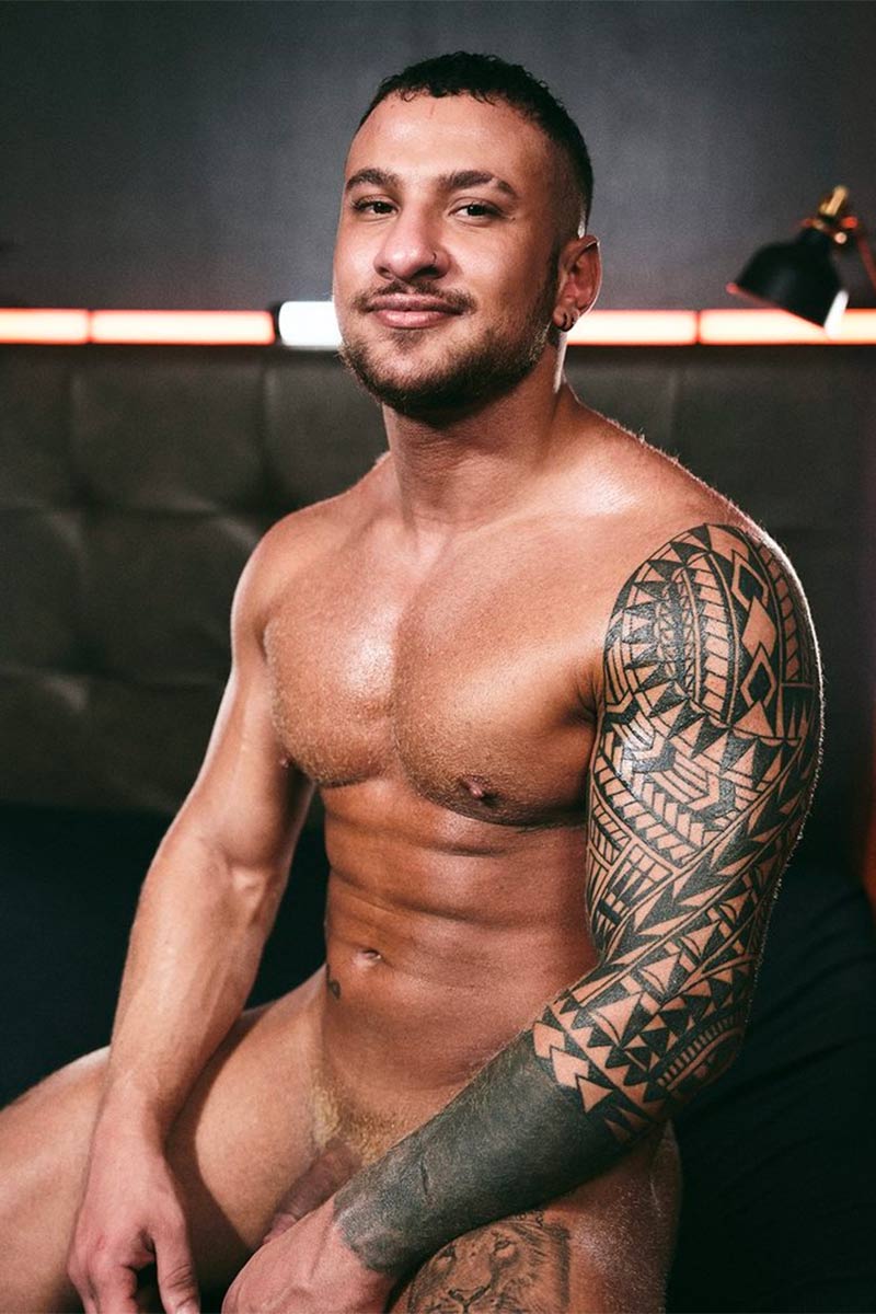 Papito performer profile