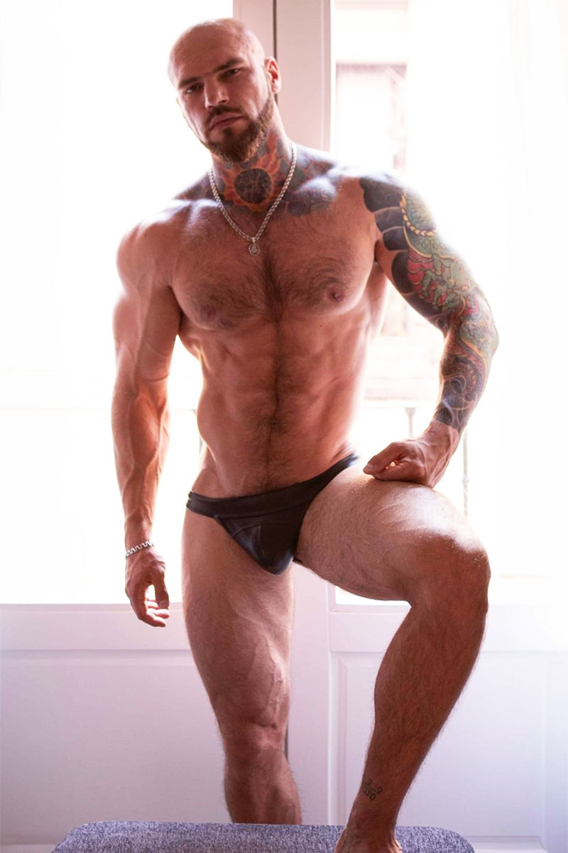Valdemar Santana performer profile