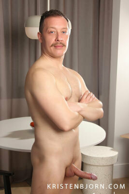 The Blond Wolf performer profile