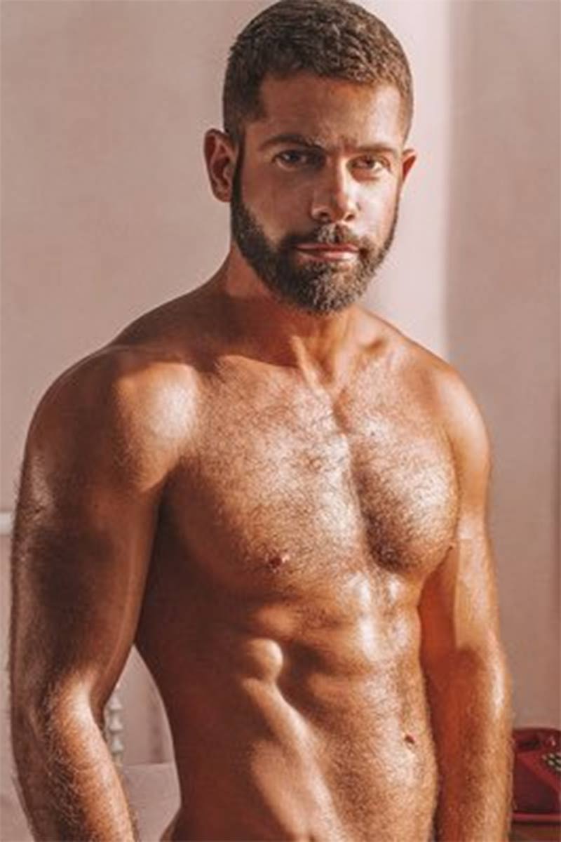 Justin Swift performer profile
