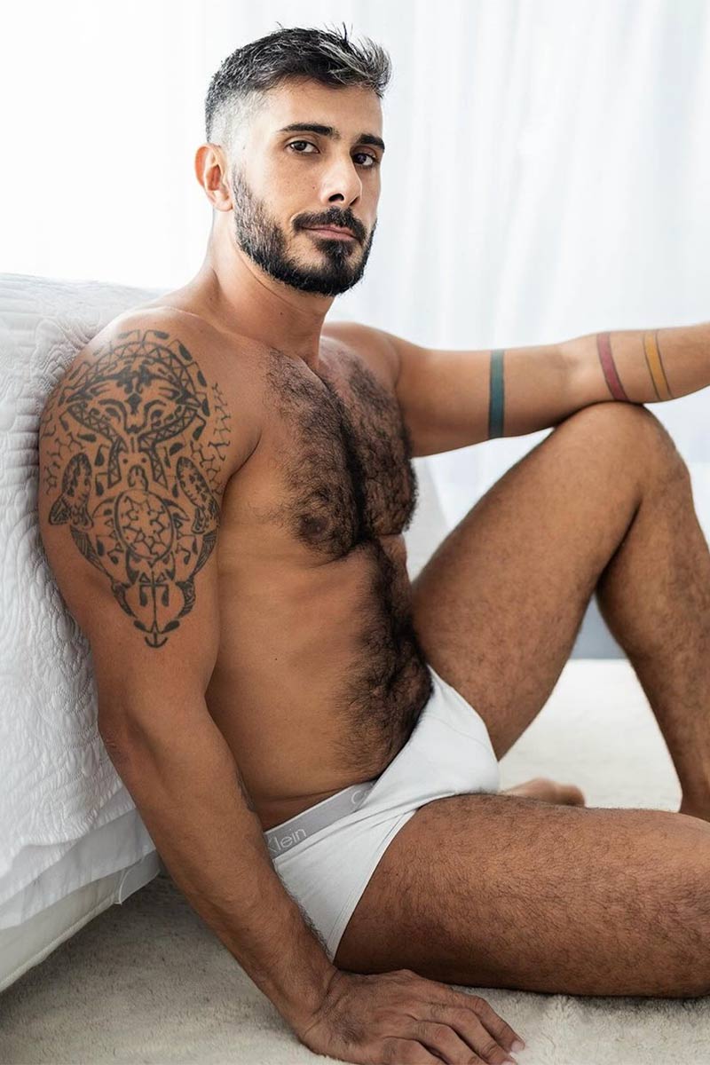 Max Bitte performer profile