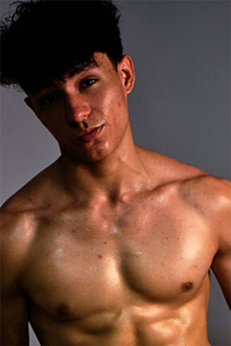 Enzo Slora performer profile