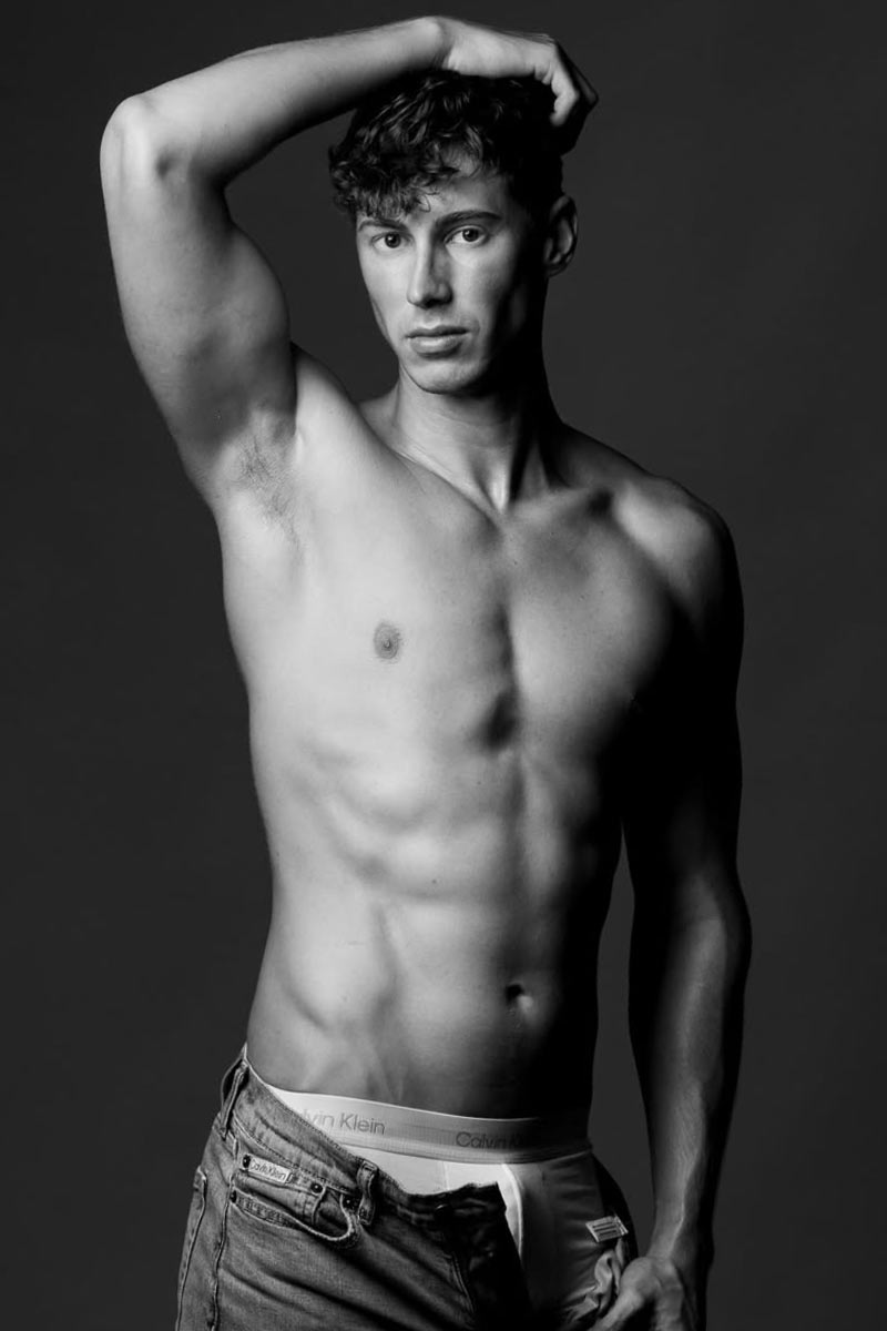 Oliver Ocean performer profile