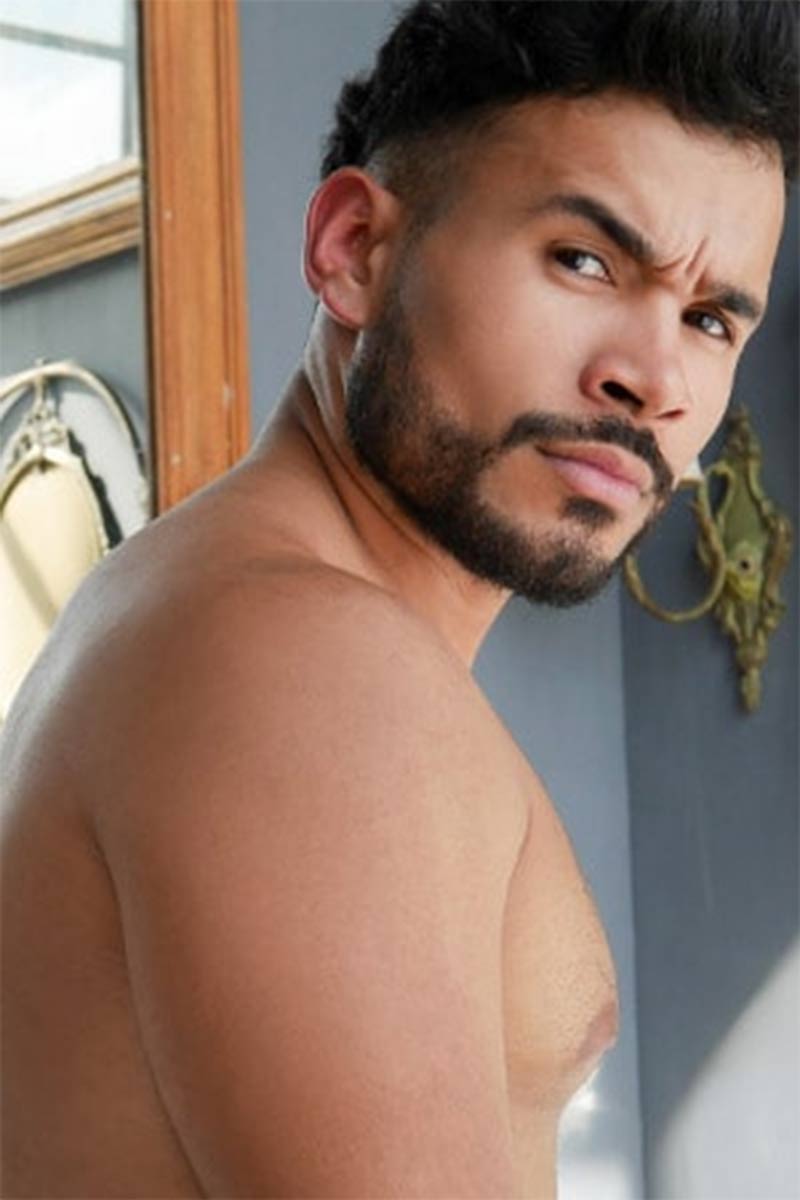 Dario Quiroga performer profile