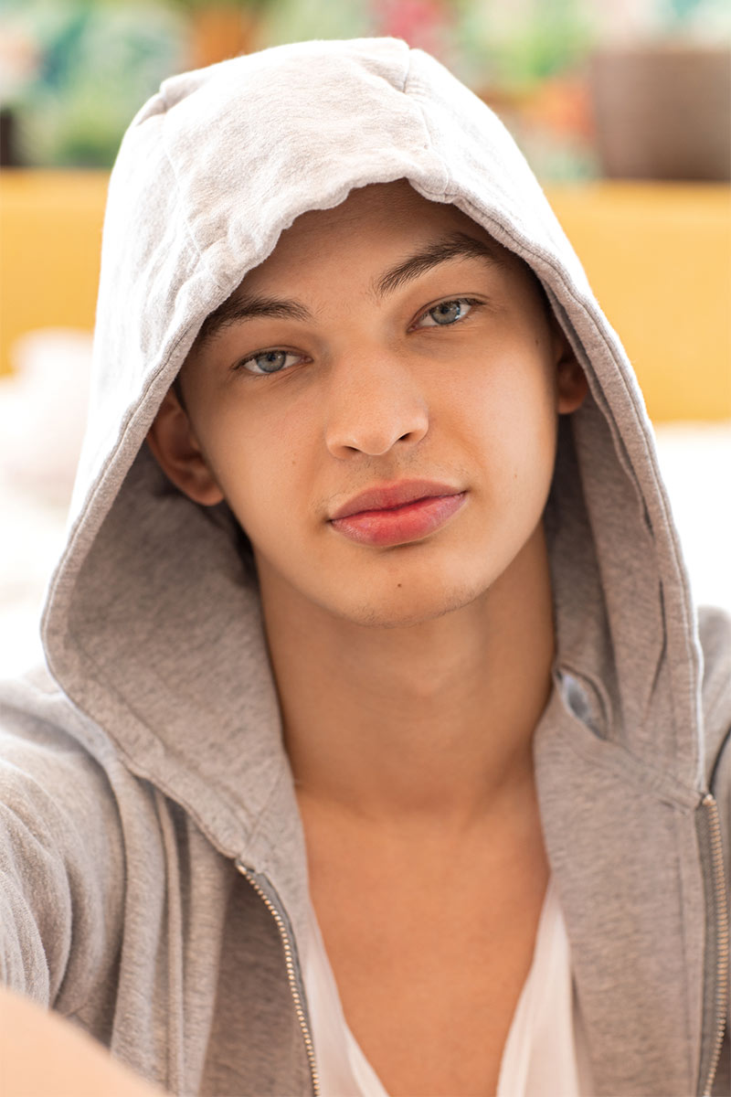 Tony Avedon performer profile