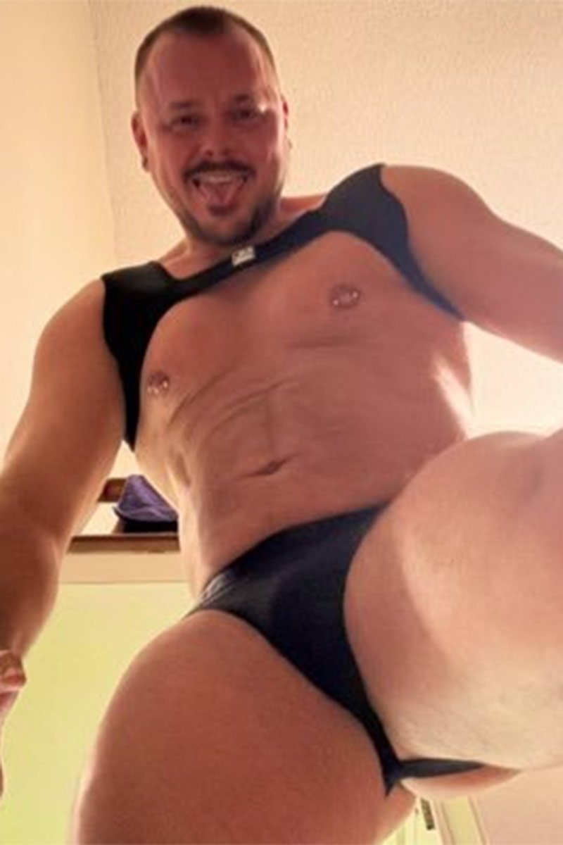 Adam_GA81 performer profile