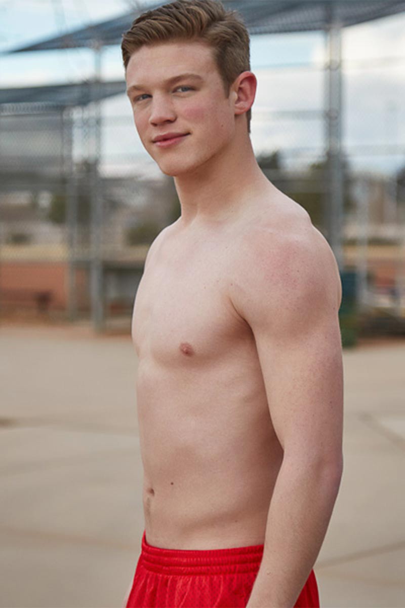 Alex III (CF) performer profile