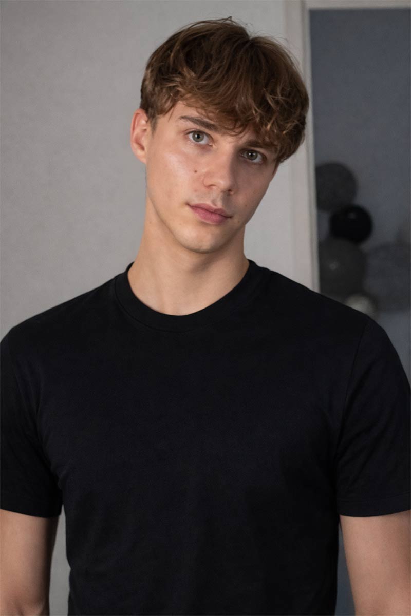 Tom Barber performer profile
