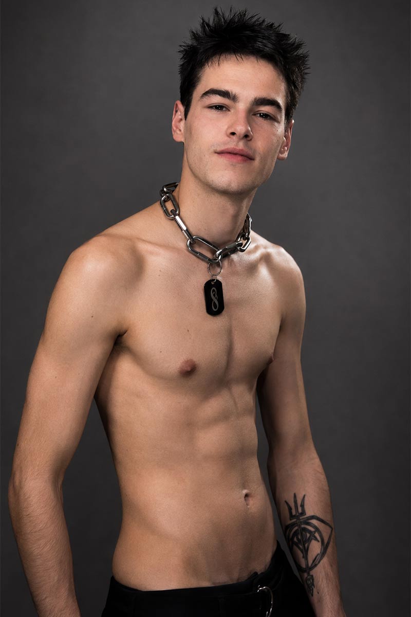 Pup Tyga Knottz performer profile