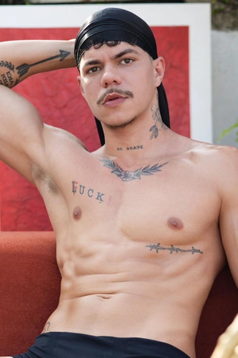 Chris Rocha performer profile