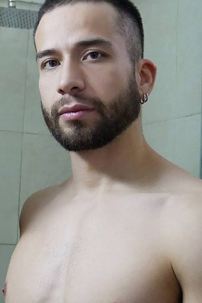 Milo Torres performer profile