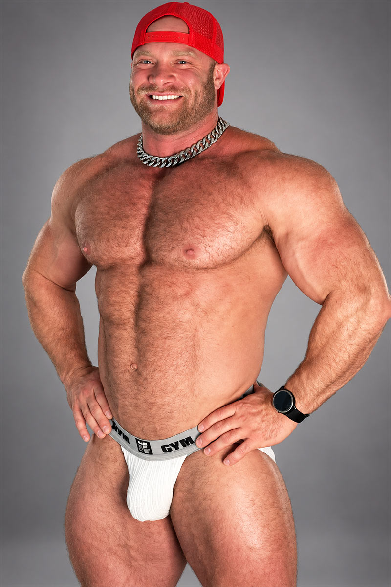 Max Muscles performer profile