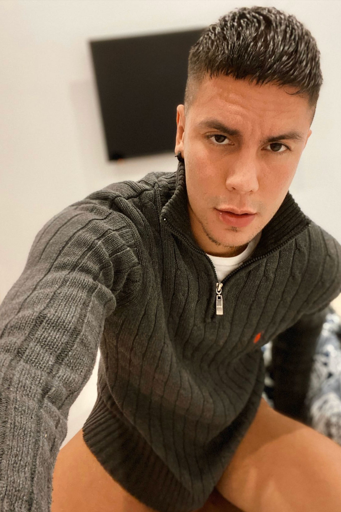 Angel Cruz performer profile