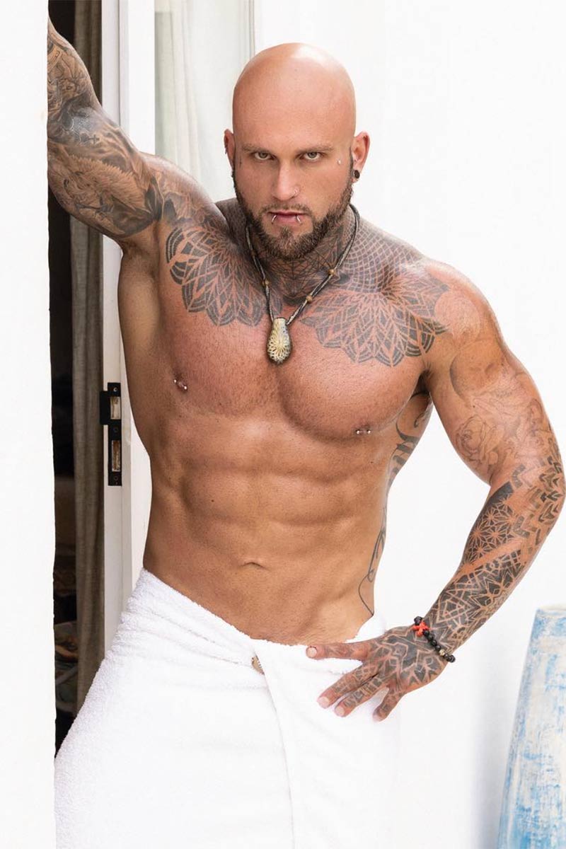 Gunnar Stone performer profile