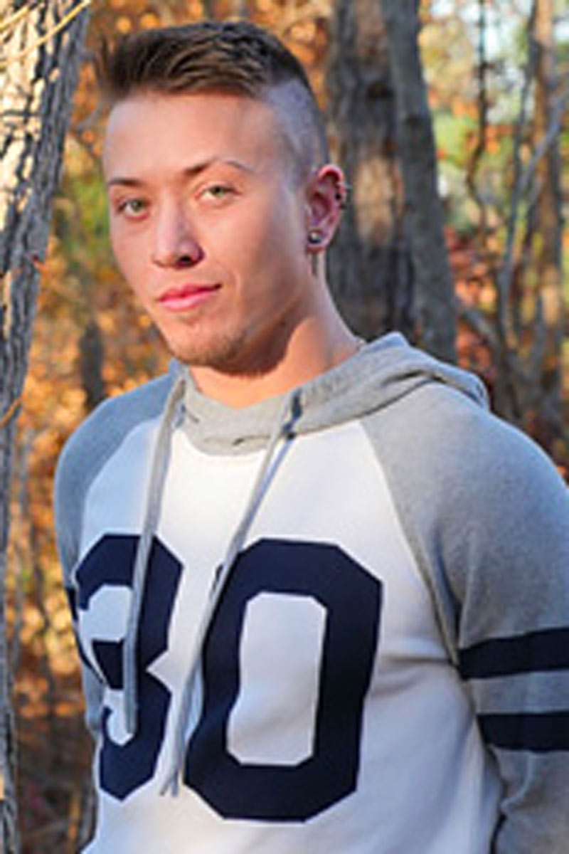 Tyler Slater performer profile