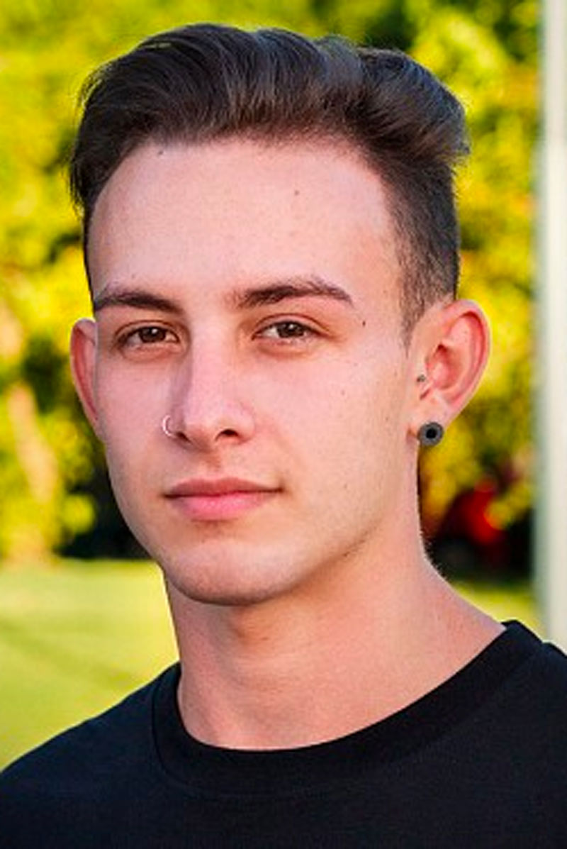 Italo Van Newen performer profile