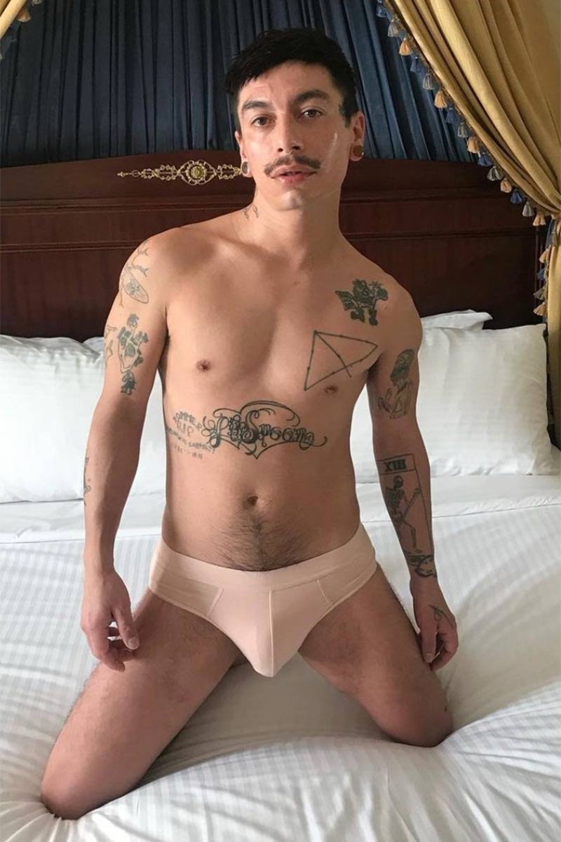 Johnny Castro performer profile
