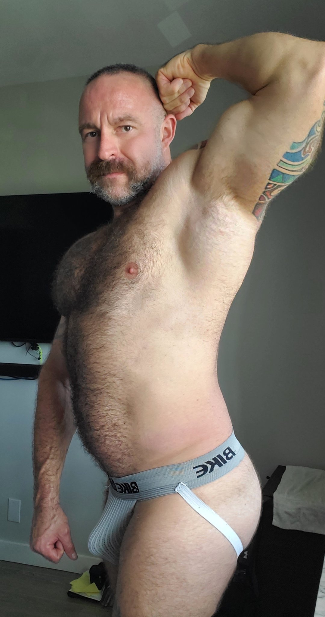 Musclebear Montreal performer profile