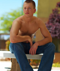 Avery (CF) performer profile