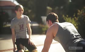 Personal Trainer (Luke Wilder Fucks Kyle Ross) (Bareback)