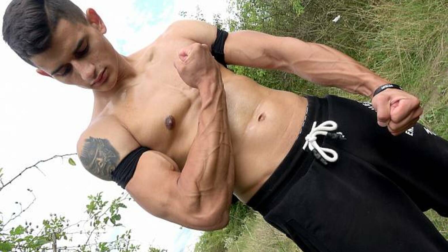 Outdoor Muscle Massage