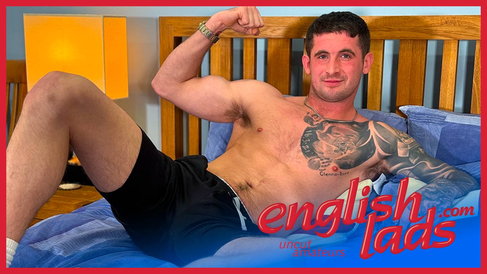Young Straight Gym Lad Flaunts Muscles and Enjoys First Man-on-Man Wank on English Lads